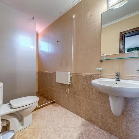 By The Fireplace Cozy 2bd Flat With A View By Flat Mаnager Apartment Pamporovo